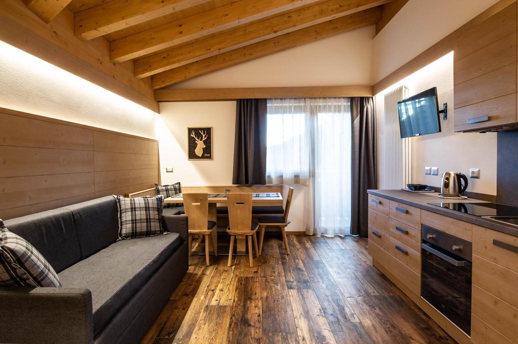 San Martino Mountain Residence ซานมาร์ตีโนดีกัสตรอสซา ภายนอก รูปภาพ